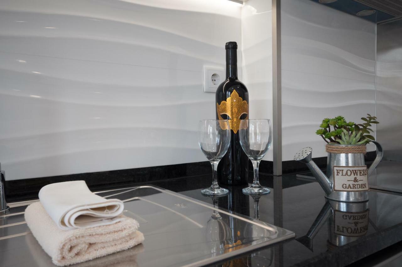 Appartamento Rent4Rest Sao Bento Charming Lisbona Esterno foto